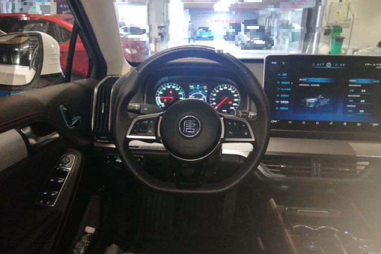 Used BYD Tang New Energy 2020 DM 2.0T Dual-Engine All-Wheel Drive Prestige 7-Seater China VI Standard Steering Wheel