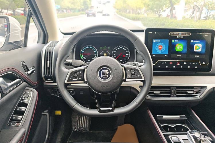 Used BYD Tang New Energy 2020 DM 2.0T Dual-Engine All-Wheel Drive Prestige 7-Seater China VI Standard Steering Wheel