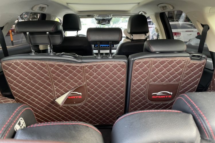 Used BYD Tang New Energy 2020 DM 2.0T Dual-Engine All-Wheel Drive Prestige 7-Seater China VI Standard Trunk