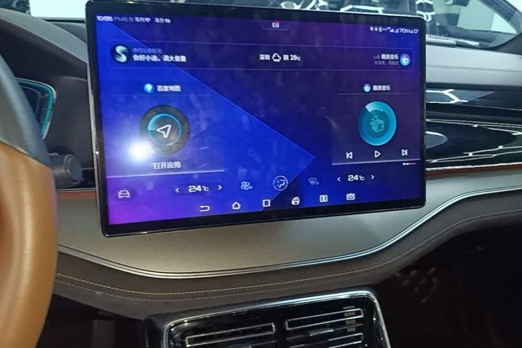 Used BYD Tang New Energy 2021 DM 2.0T Four-Wheel Drive High-Performance Luxury Model Audio And AC Panel
