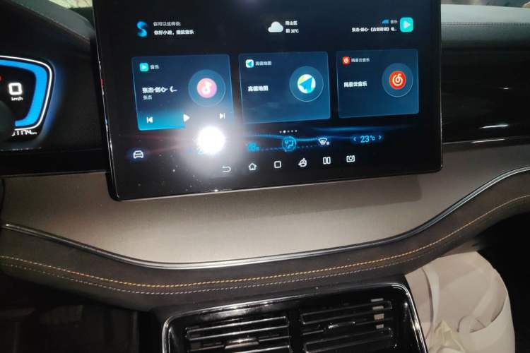 Used BYD Tang New Energy 2021 DM-i 112KM Prestige Model Audio And AC Panel
