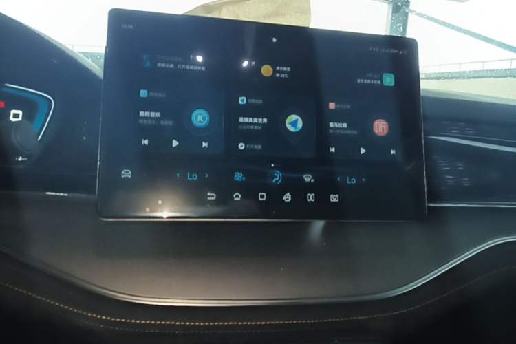Used BYD Tang New Energy 2021 DM-i 112KM Prestige Model Audio And AC Panel