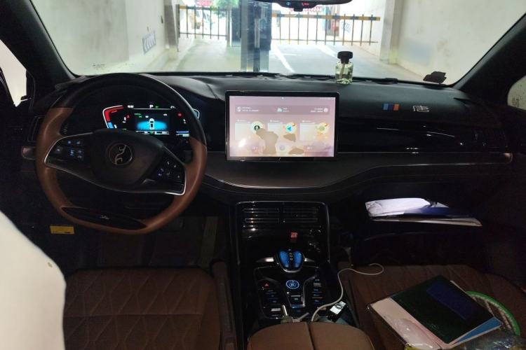 Used BYD Tang New Energy 2021 DM-i 112KM Prestige Model Center Console