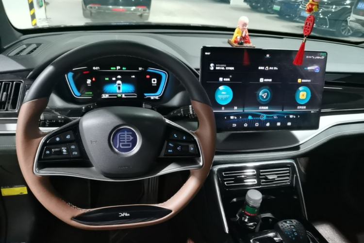 Used BYD Tang New Energy 2021 DM 2.0T Four-Wheel Drive Performance Edition Prestige Model Center Console
