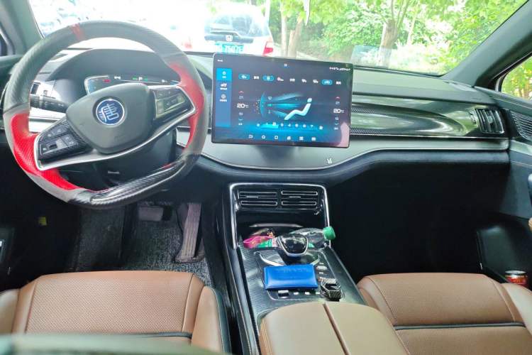 Used BYD Tang New Energy 2021 DM 2.0T Four-Wheel Drive Performance Edition Prestige Model Center Console