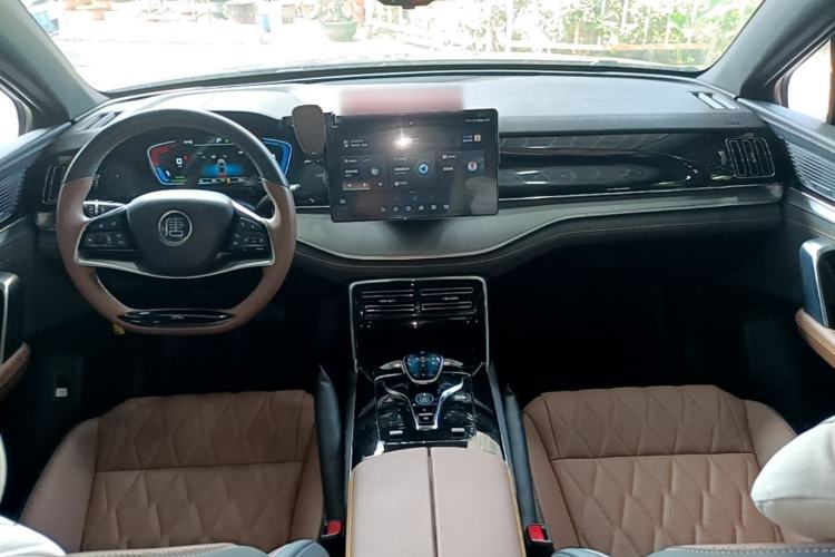 Used BYD Tang New Energy 2021 DM-i 112KM Prestige Model Center Console