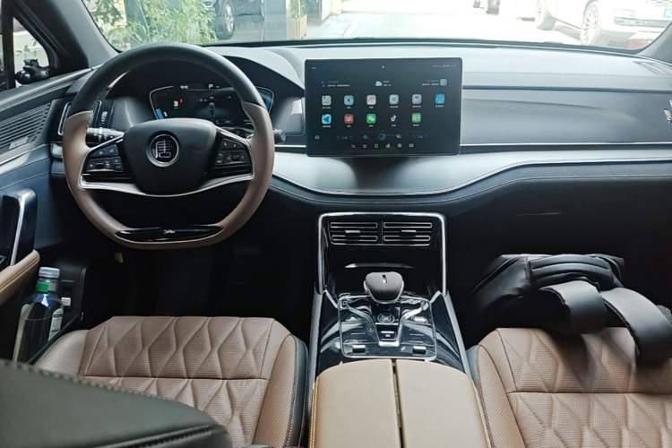 Used BYD Tang New Energy 2021 DM-i 112KM Prestige Model Center Console