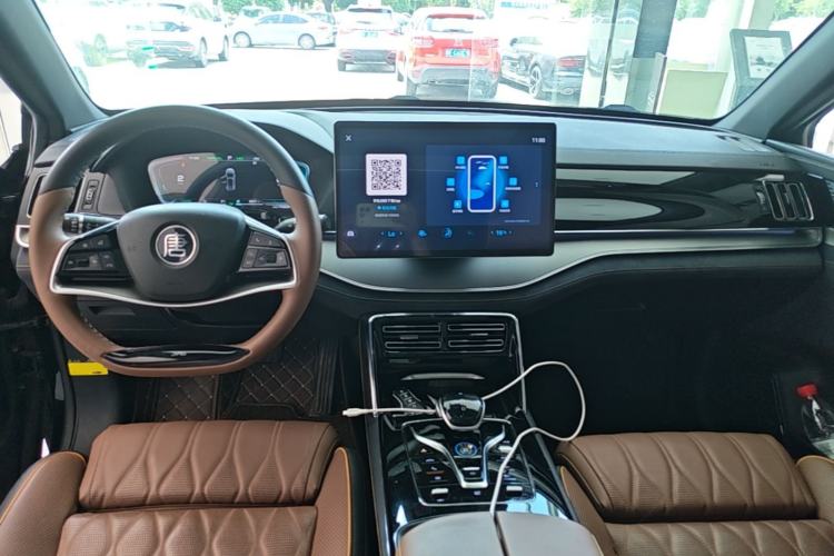 Used BYD Tang New Energy 2021 DM-i 112KM Prestige Model Center Console