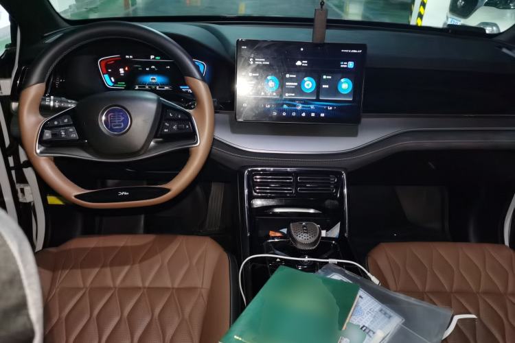 Used BYD Tang New Energy 2021 DM-i 112KM Prestige Model Center Console