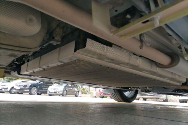 Used BYD Tang New Energy 2021 DM-i 112KM Prestige Model Chassis Rear Right