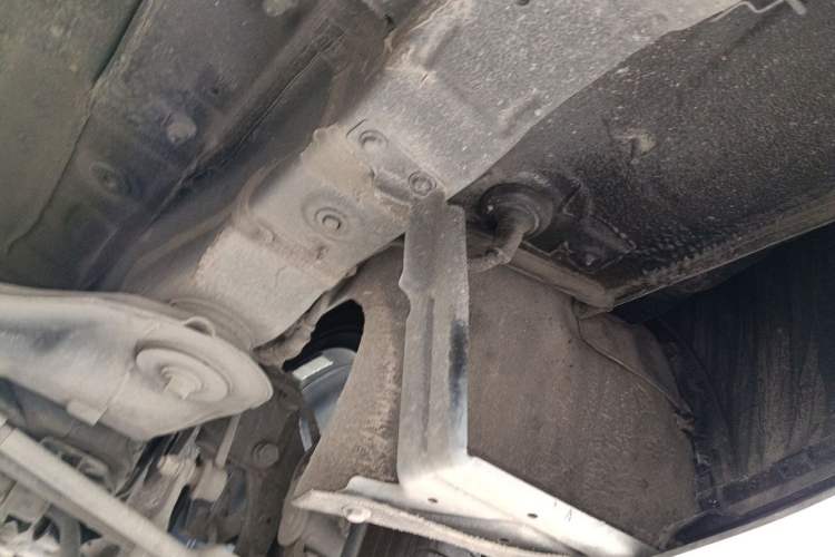 Used BYD Tang New Energy 2021 DM-i 112KM Prestige Model Chassis Rear Right