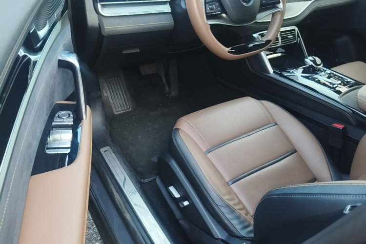 Used BYD Tang New Energy 2021 DM 2.0T Four-Wheel Drive Performance Edition Prestige Model Driver Seat