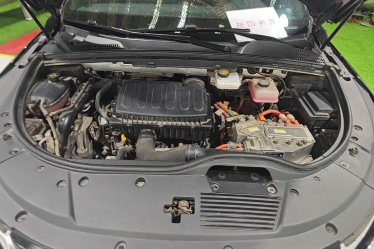 Used BYD Tang New Energy 2021 DM 2.0T Four-Wheel Drive High-Performance Luxury Model Engine Bay