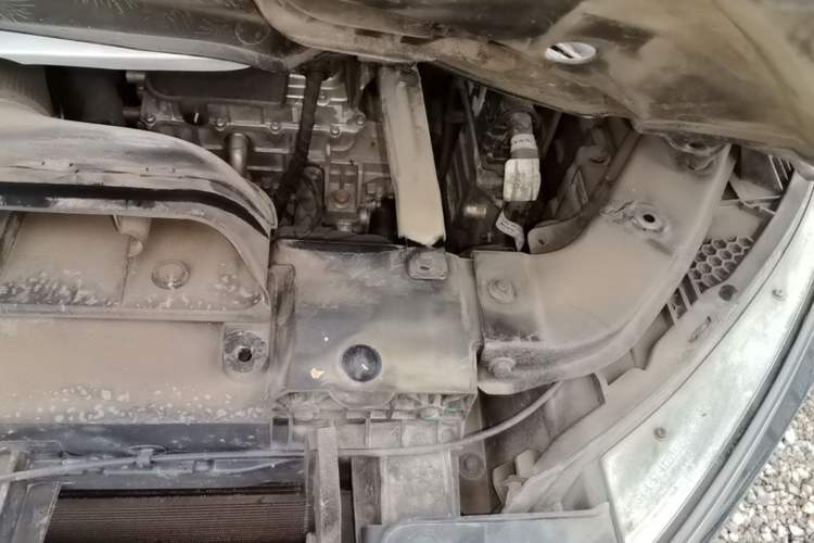 Used BYD Tang New Energy 2021 DM-i 112KM Prestige Model Engine Bay Left