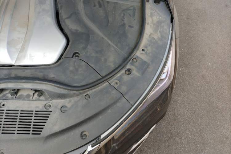 Used BYD Tang New Energy 2021 DM-i 112KM Prestige Model Engine Bay Left