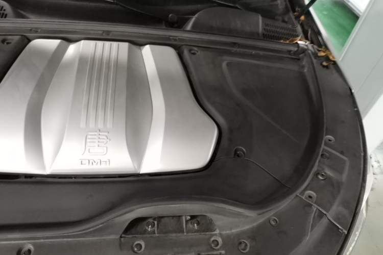 Used BYD Tang New Energy 2021 DM-i 112KM Prestige Model Engine Bay Left