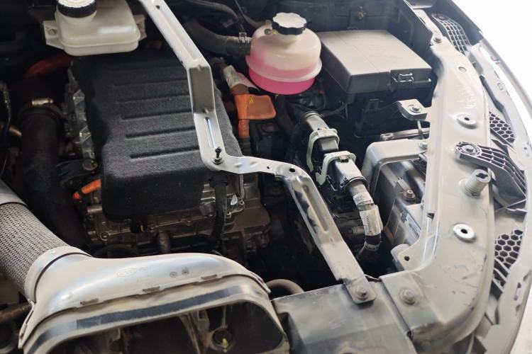 Used BYD Tang New Energy 2021 DM-i 112KM Prestige Model Engine Bay Left