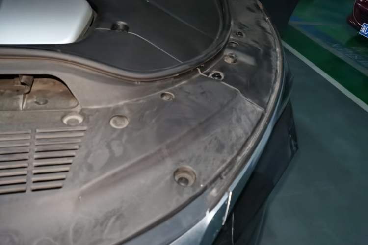 Used BYD Tang New Energy 2021 DM-i 112KM Prestige Model Engine Bay Left