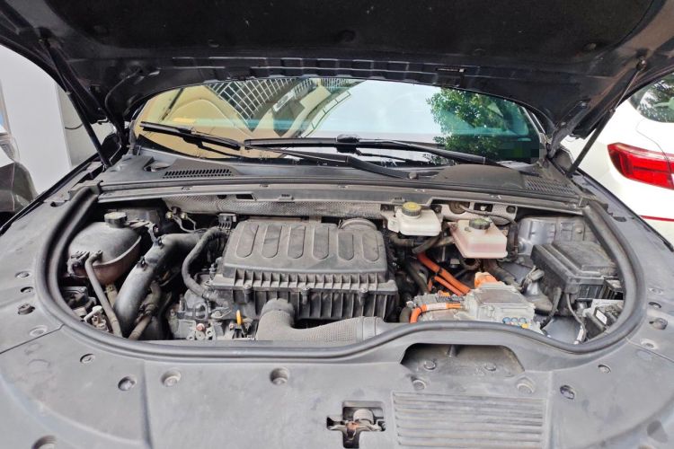 Used BYD Tang New Energy 2021 DM 2.0T Four-Wheel Drive Performance Edition Prestige Model Engine Bay