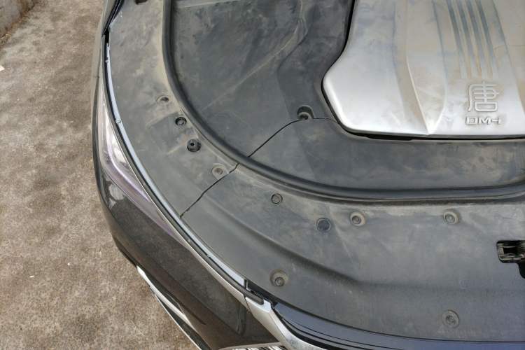Used BYD Tang New Energy 2021 DM-i 112KM Prestige Model Engine Bay Right