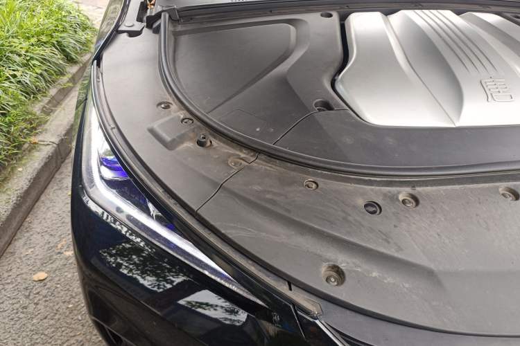 Used BYD Tang New Energy 2021 EV Four-Wheel Drive High-Performance Luxury Model Engine Bay Right