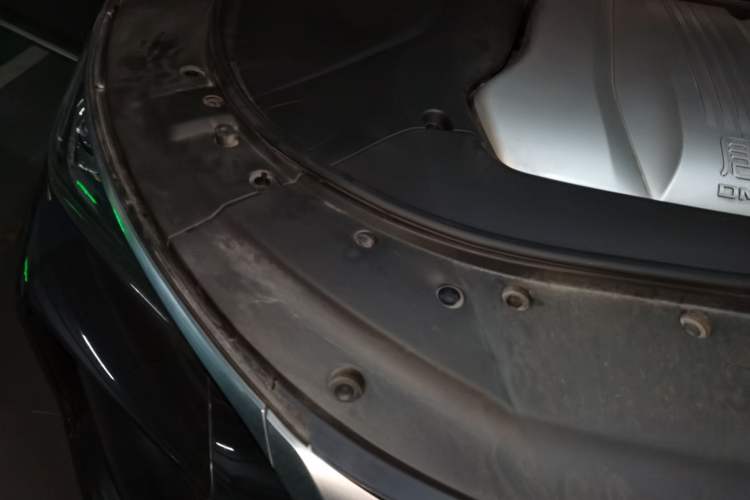 Used BYD Tang New Energy 2021 DM-i 112KM Prestige Model Engine Bay Right