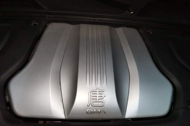 Used BYD Tang New Energy 2021 DM-i 112KM Prestige Model Engine Bay