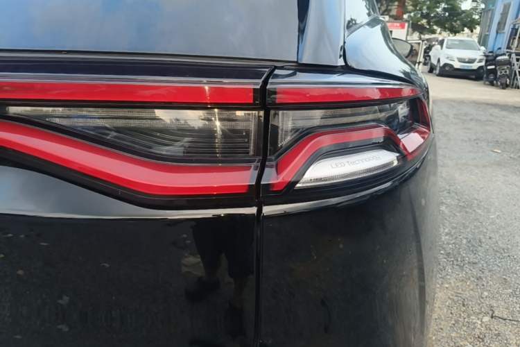 Used BYD Tang New Energy 2021 DM 2.0T Four-Wheel Drive Performance Edition Prestige Model Exterior 3