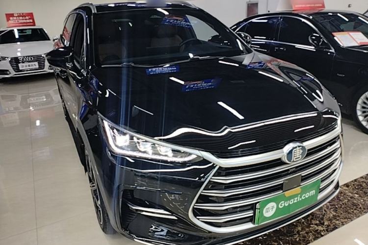 Used BYD Tang New Energy 2021 DM-i 112KM Prestige Model Front Right 45 Deg