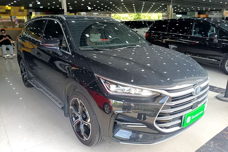 Used BYD Tang New Energy 2021 DM-i 112KM Prestige Model Front Right 45 Deg