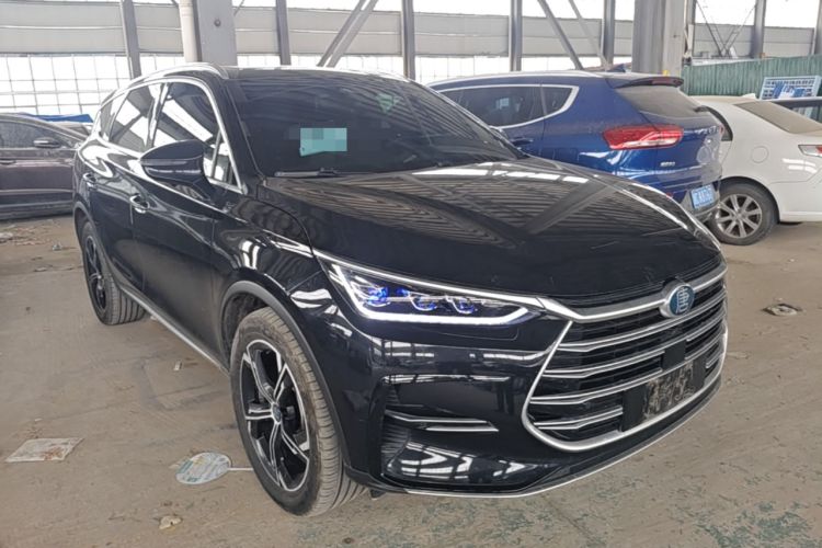 Used BYD Tang New Energy 2021 DM-i 112KM Prestige Model Front Right 45 Deg