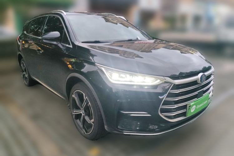 Used BYD Tang New Energy 2021 DM-i 112KM Prestige Model Front Right 45 Deg
