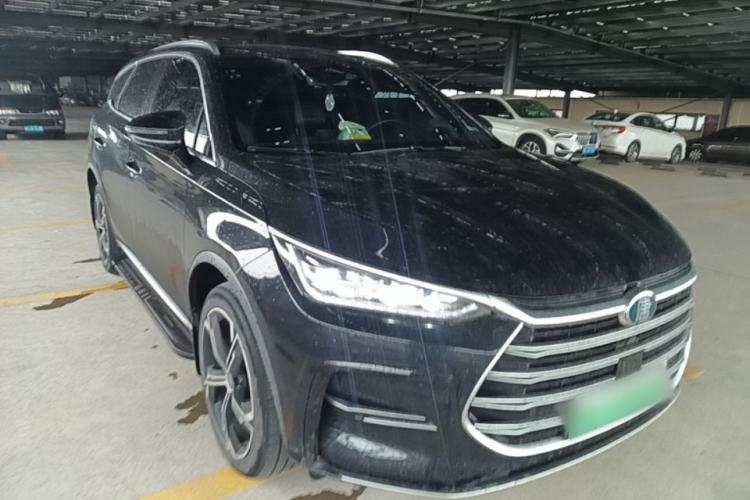 Used BYD Tang New Energy 2021 DM-i 112KM Prestige Model Front Right 45 Deg