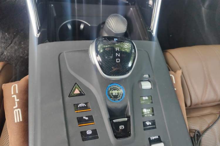 Used BYD Tang New Energy 2021 DM-i 112KM Prestige Model Gear Lever