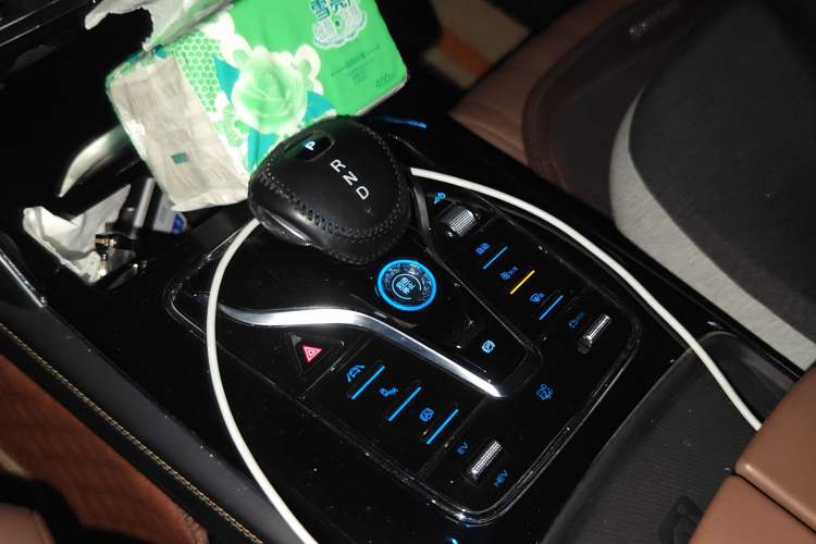 Used BYD Tang New Energy 2021 DM-i 112KM Prestige Model Gear Lever