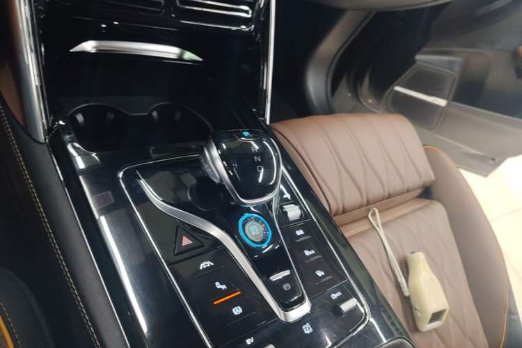 Used BYD Tang New Energy 2021 DM-i 112KM Prestige Model Gear Lever