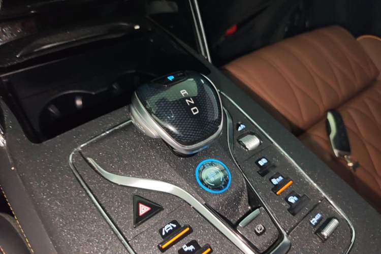 Used BYD Tang New Energy 2021 DM-i 112KM Prestige Model Gear Lever