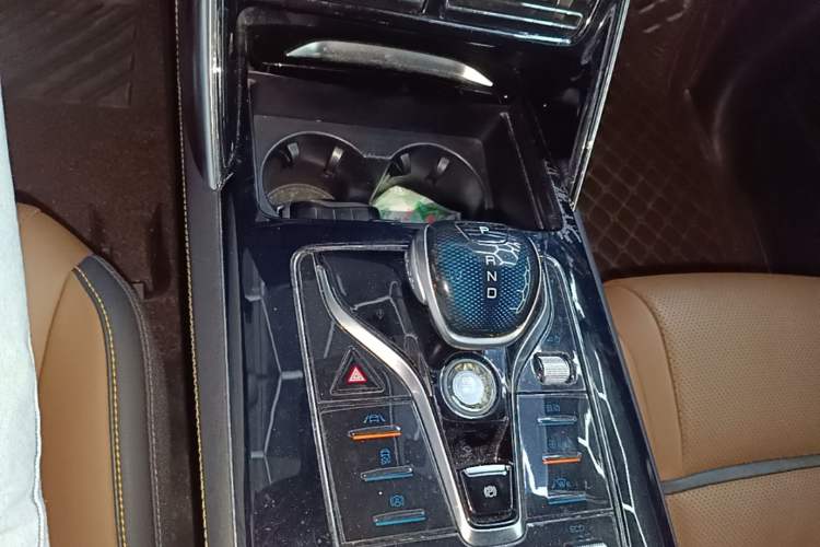 Used BYD Tang New Energy 2021 DM 2.0T Four-Wheel Drive High-Performance Luxury Model Gear Lever