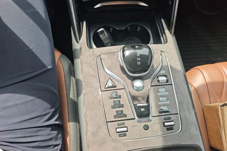 Used BYD Tang New Energy 2021 DM-i 112KM Prestige Model Gear Lever