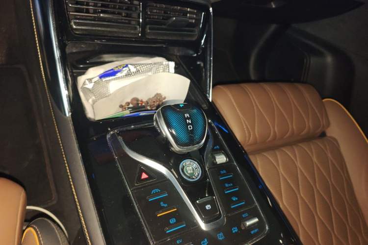 Used BYD Tang New Energy 2021 DM 2.0T Four-Wheel Drive High-Performance Flagship Model Gear Lever