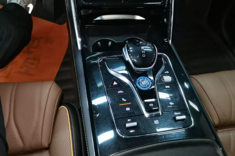 Used BYD Tang New Energy 2021 DM-i 112KM Prestige Model Gear Lever