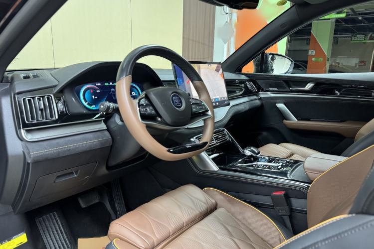 Used BYD Tang New Energy 2021 DM-i 112KM Prestige Model Interior 1