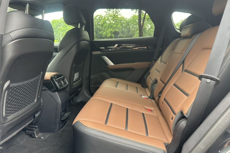 Used BYD Tang New Energy 2021 DM 2.0T Four-Wheel Drive Performance Edition Prestige Model Interior 3