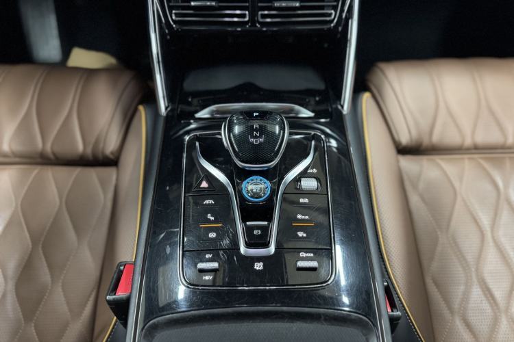 Used BYD Tang New Energy 2021 DM-i 112KM Prestige Model Interior 8