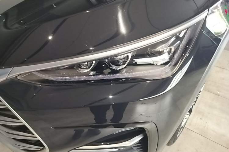 Used BYD Tang New Energy 2021 DM-i 112KM Prestige Model Left Front Headlight