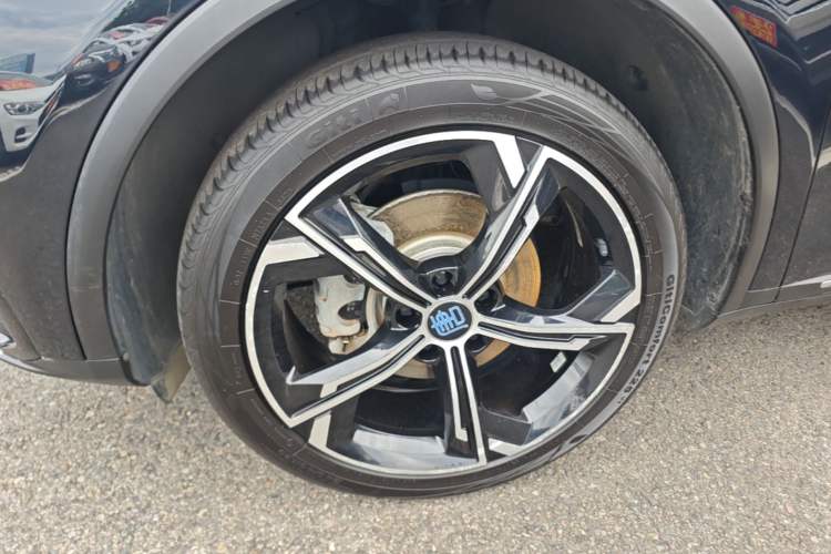 Used BYD Tang New Energy 2021 DM-i 112KM Prestige Model Left Front Wheel Hub
