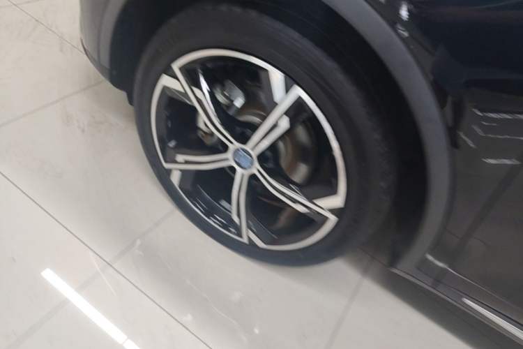 Used BYD Tang New Energy 2021 DM-i 112KM Prestige Model Left Front Wheel Hub