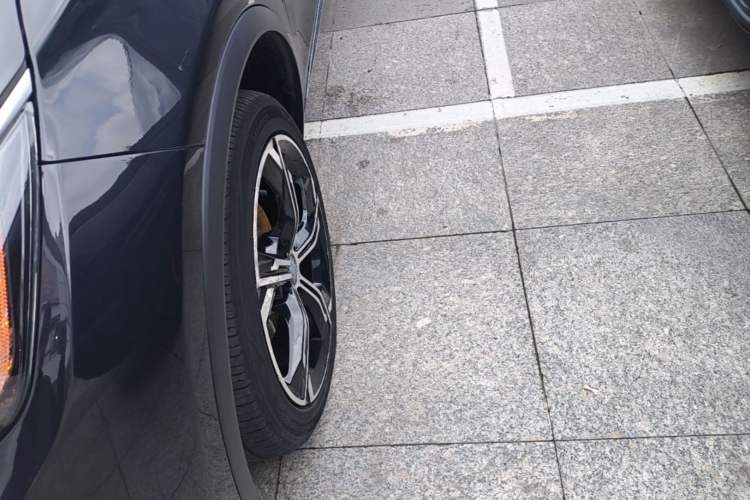 Used BYD Tang New Energy 2021 DM-i 112KM Prestige Model Left Front Wheel Hub