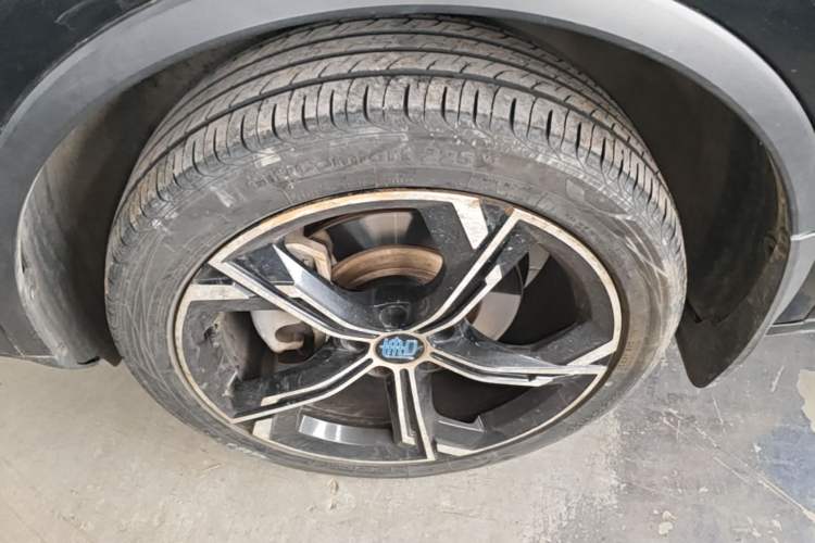 Used BYD Tang New Energy 2021 DM 2.0T Four-Wheel Drive Performance Edition Prestige Model Left Front Wheel Hub