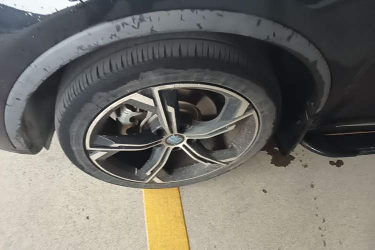 Used BYD Tang New Energy 2021 DM-i 112KM Prestige Model Left Front Wheel Hub